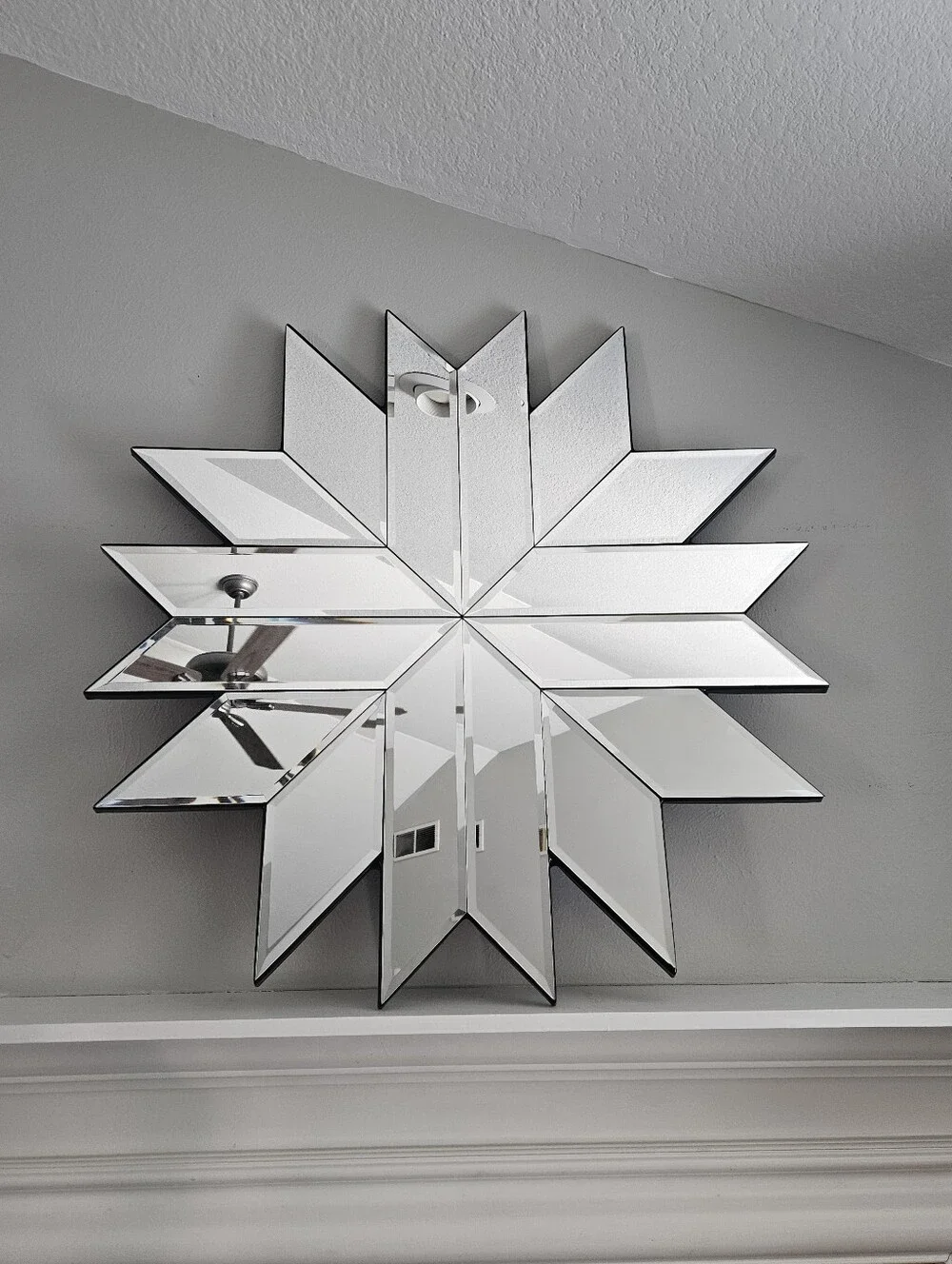 Vintage Windsor Art Deco Beveled Glass Snowflake/Starburst Accent Wall Mirror